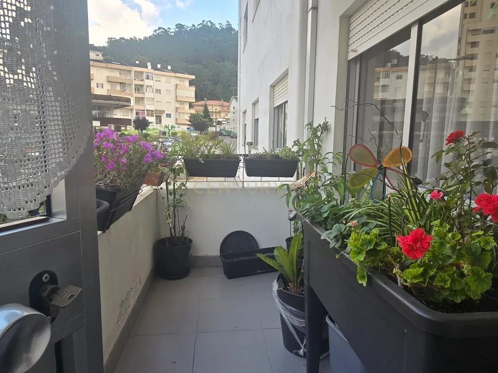 Apartamento T3 em Viana do Castelo com Varanda e Boa Localização - Image 15