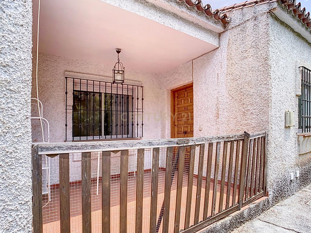 À Venda! Terreno Urbanizável com Edificações em El Limonar, Málaga - Image 35