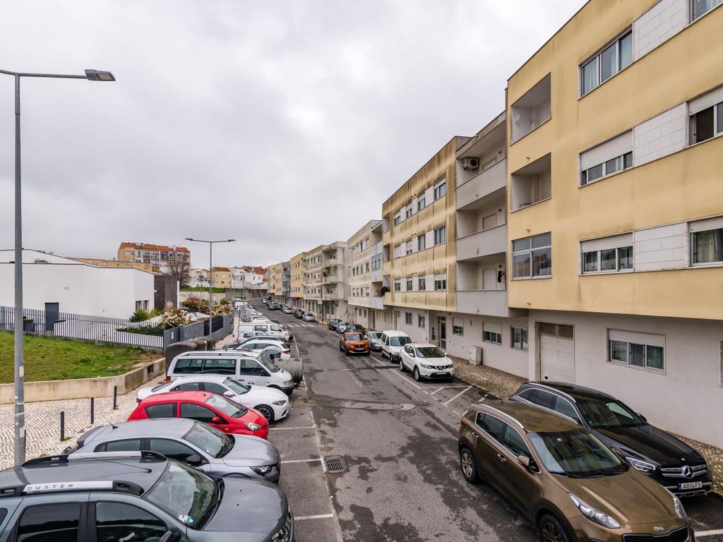 Apartamento T2 com Terraço em Loures - Excelente Oportunidade! - Image 24
