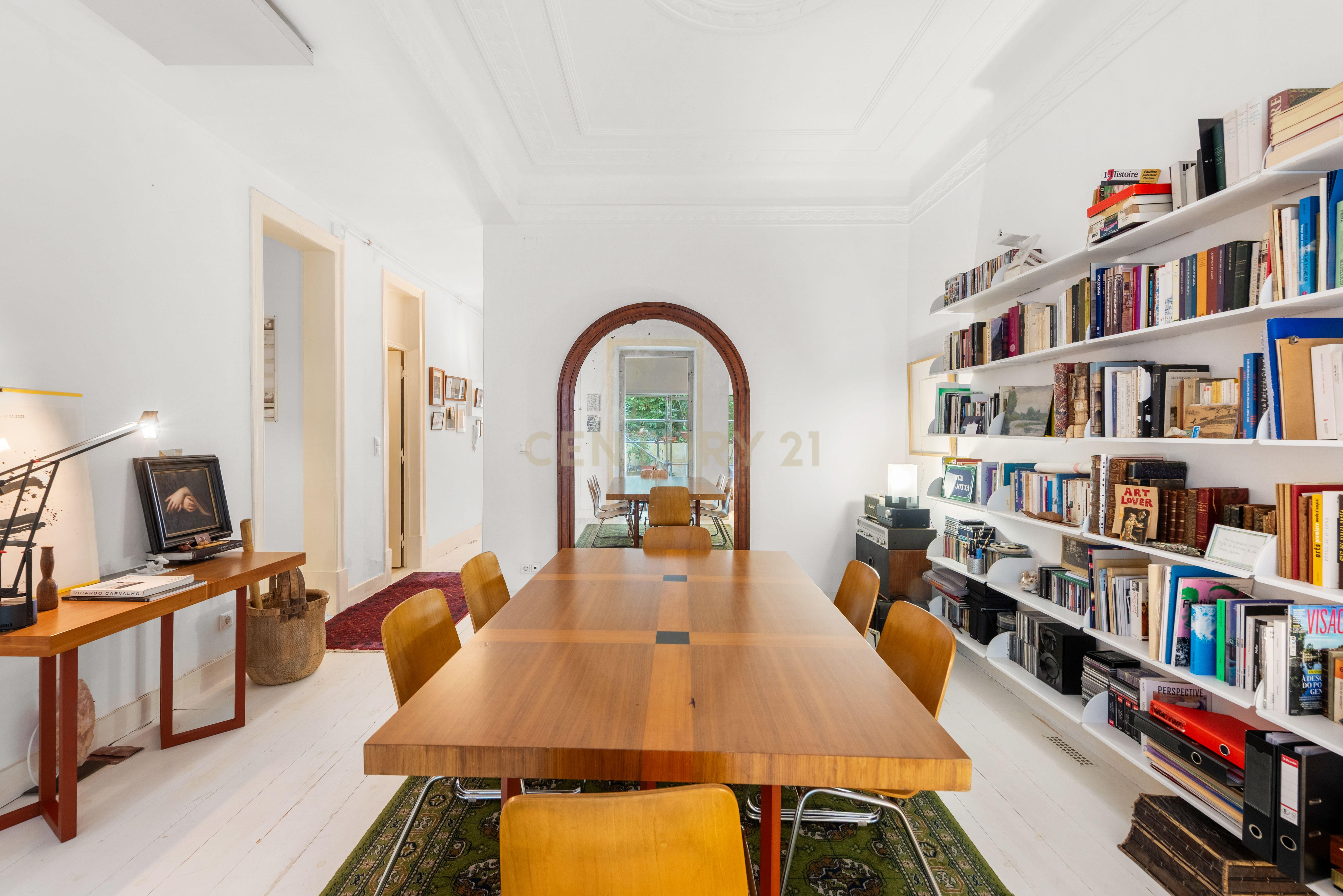 Fotografia 10 de T2 Remodelado por Arquiteto com terraço privado em Campo de Ourique