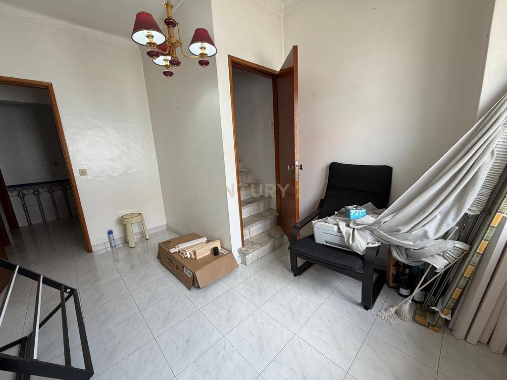 Moradia T2 no centro de Tomar, Santarém - Oportunidade Única - Image 13