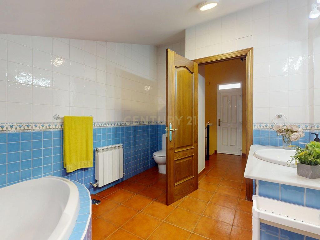 Espetacular Apartamento em Villalbilla, Madrid - 333m² - Image 28