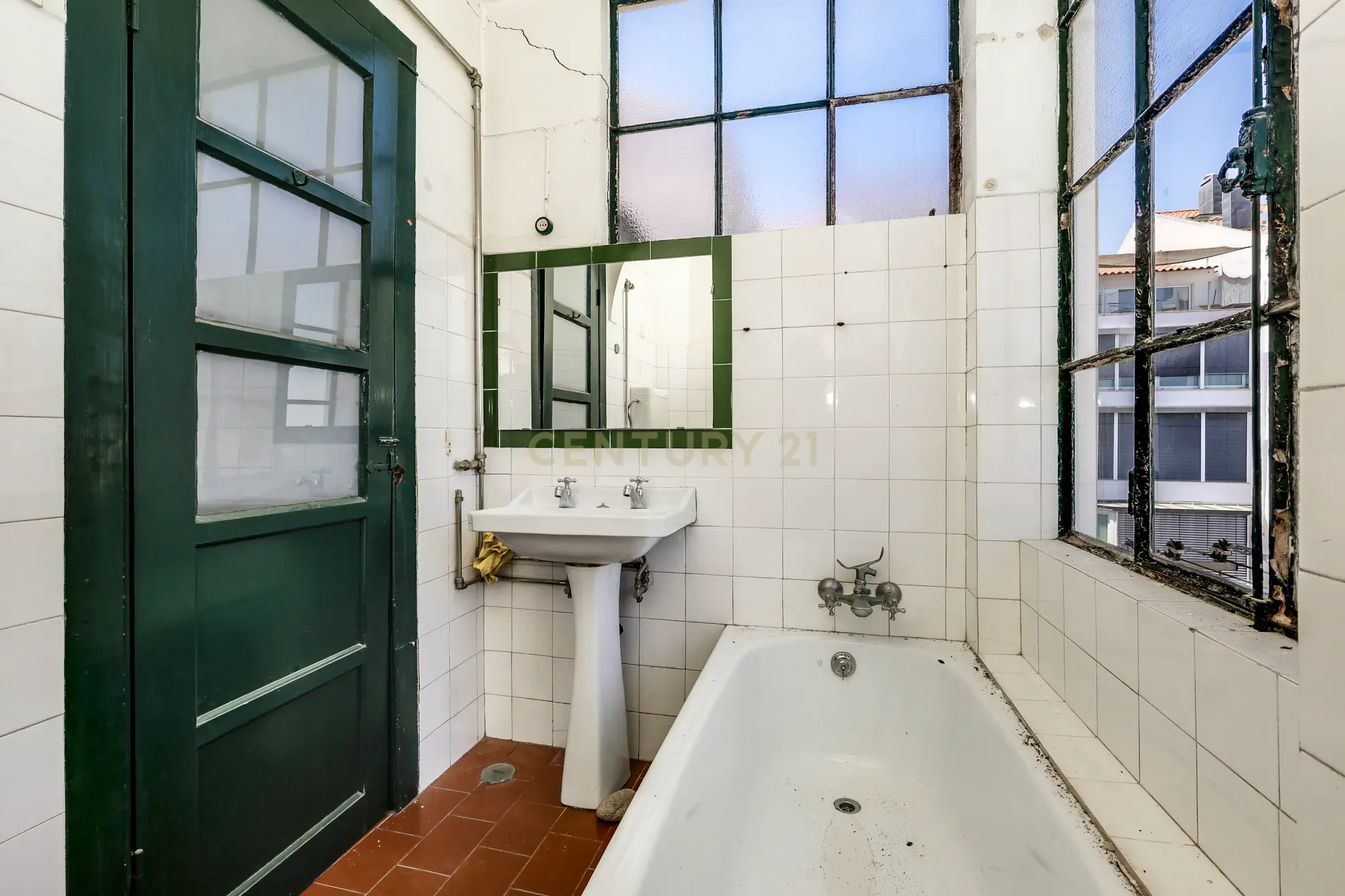 Fotografia 9 de Apartamento T2 Na Lapa, Lisboa