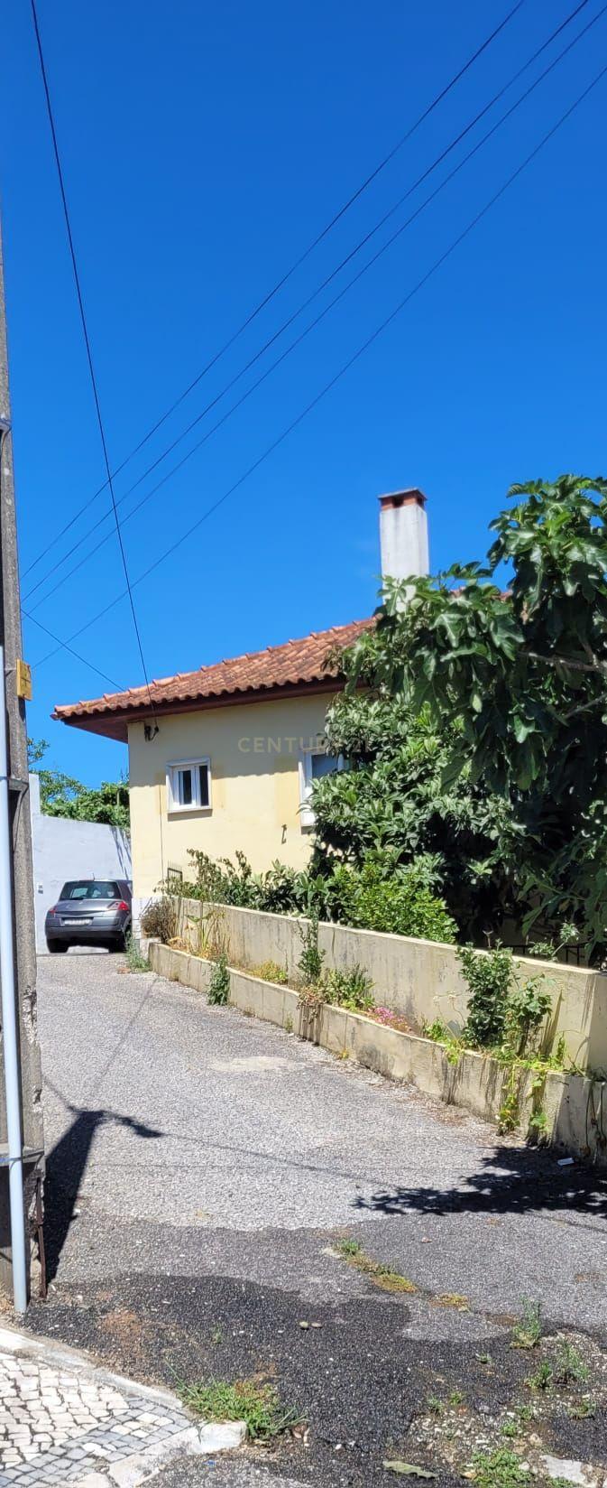 Moradia T4-Venda Seca-Cacém - Image 4