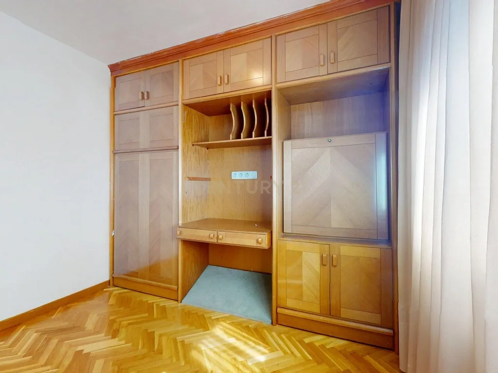 Moderno Apartamento T4 em San Fernando de Henares, Madrid - Image 15