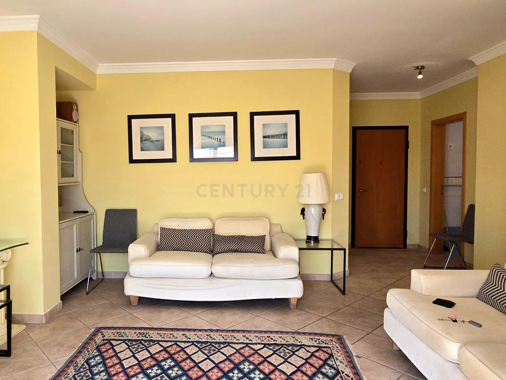 Apartamento T1 com Piscina, Terraço e Garagem | Arrendamento Anual | Santa Luzia, Tavira - Image 10