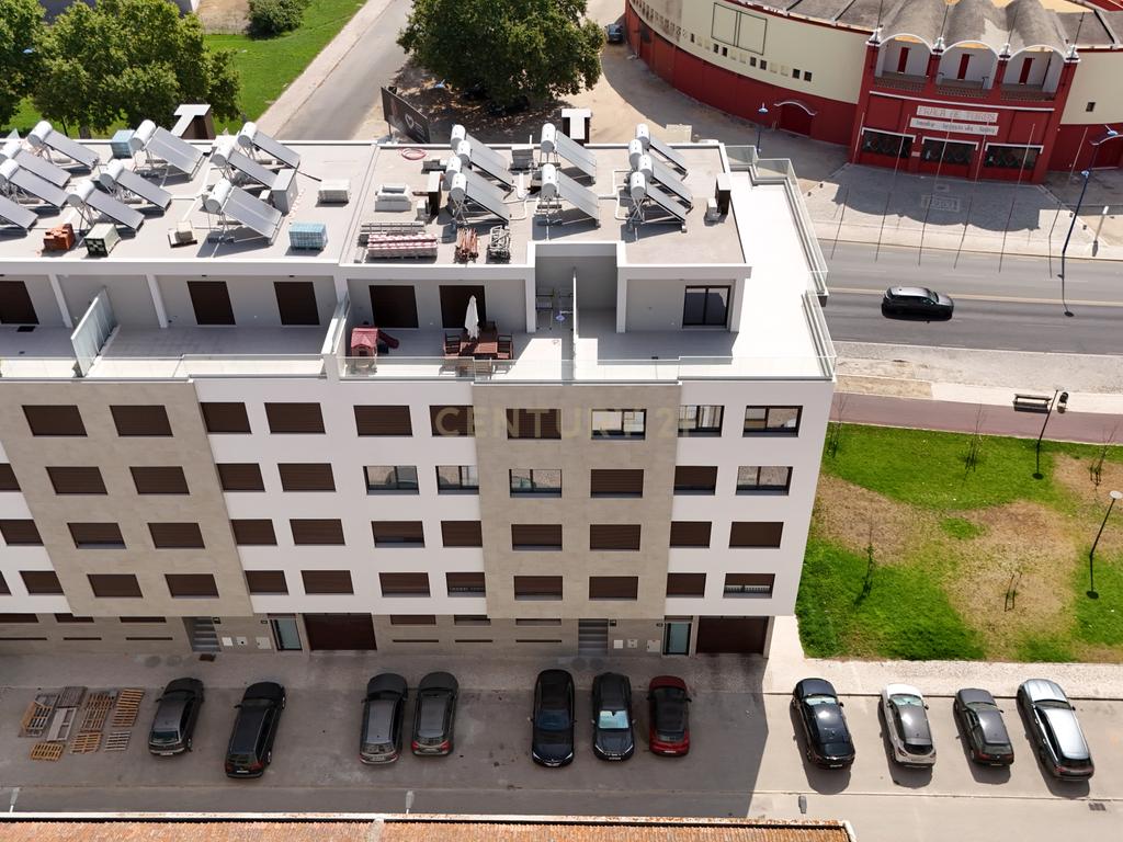 Apartamento T5 Duplex Único com 229 m² — Novo, Sofisticado e com Vista Panorâmica - Image 35