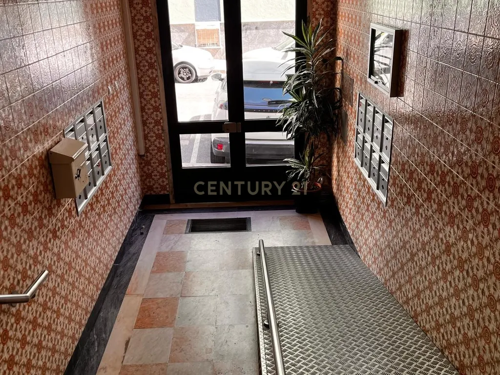 T3 NO CACÉM | LOCALIZAÇÃO PRIVILEGIADA, CONFORTO E QUALIDADE DE VIDA - Image 8