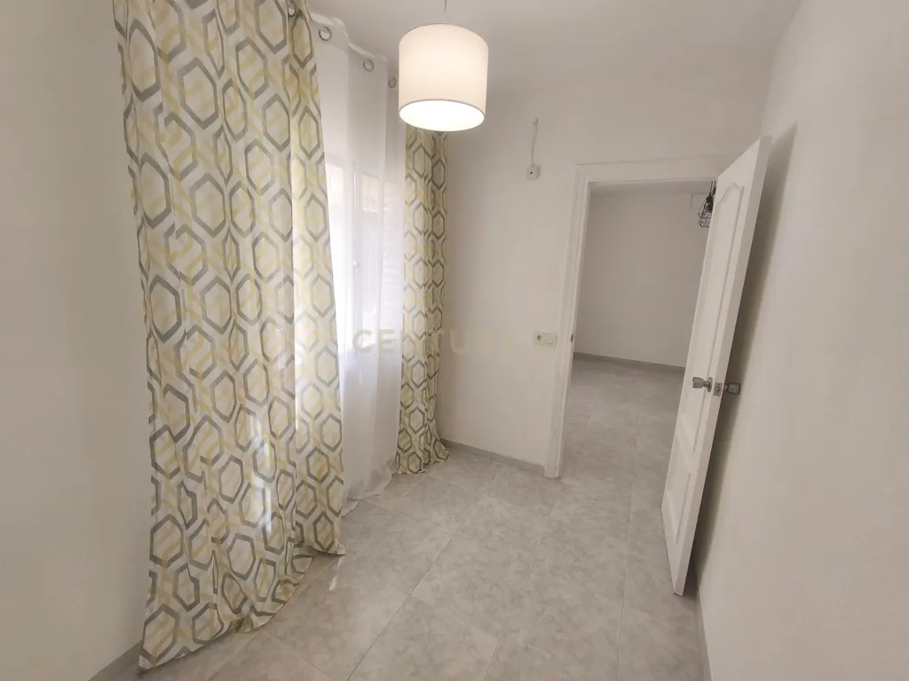 Apartamento Térreo de Esquina com 3 Quartos Totalmente Remodelado em El Boquetillo – Fuengirola - Image 24