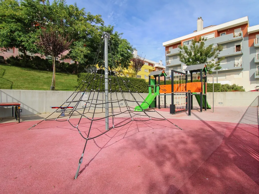 Apartamento T3 centro Palmela - Image 43