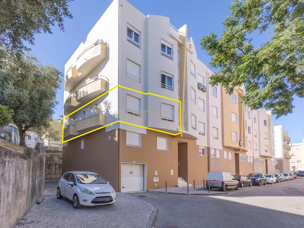 Apartamento T2 em Alverca do Ribatejo - Image 3