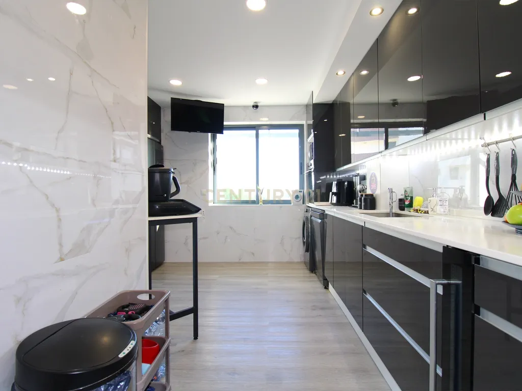 Excelente apartamento T3 com garagem - Afonsoeiro - - Image 15