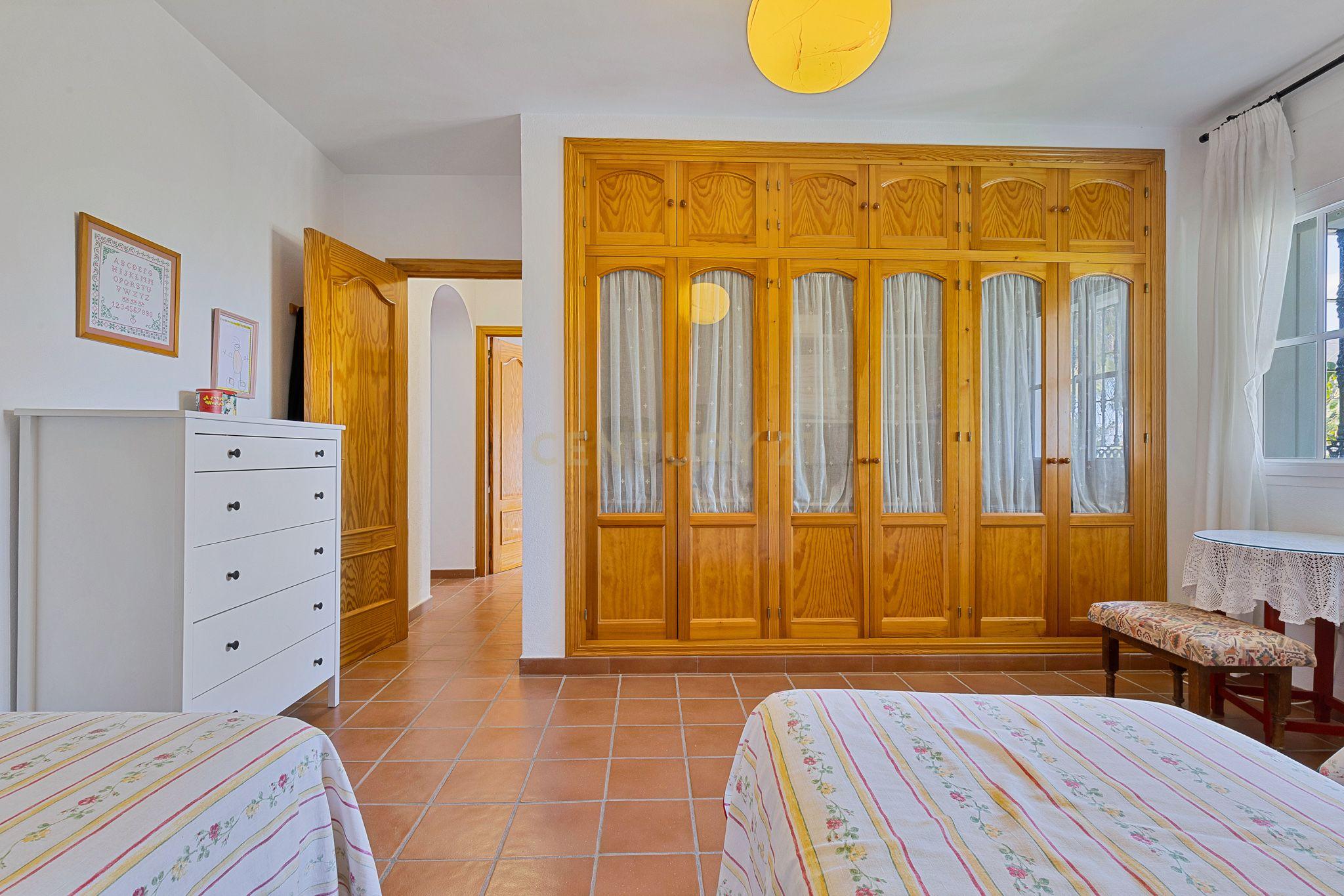 Casa espetacular em Pinos de Alhaurín com piscina e vistas panorâmicas! - Image 16