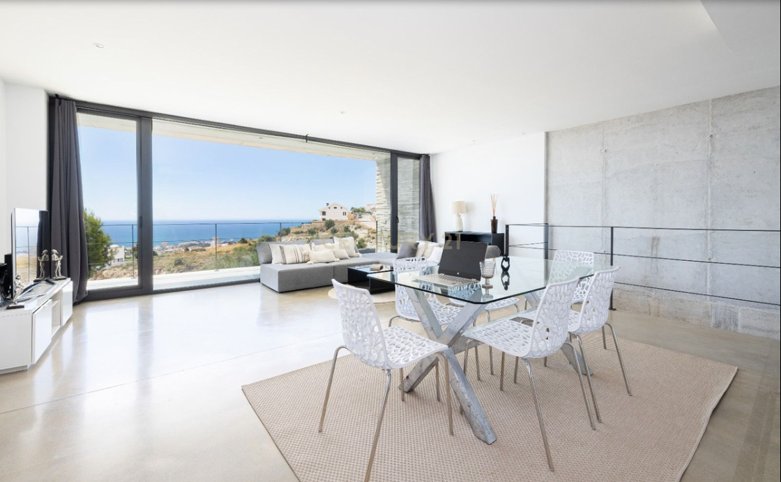 Luxuosa Moradia com Piscina e Jardim em Málaga, Andalucía - Image 9