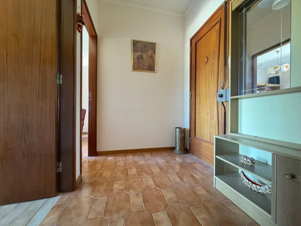Apartamento T2 em Caminha com vista Fantástica - Image 2