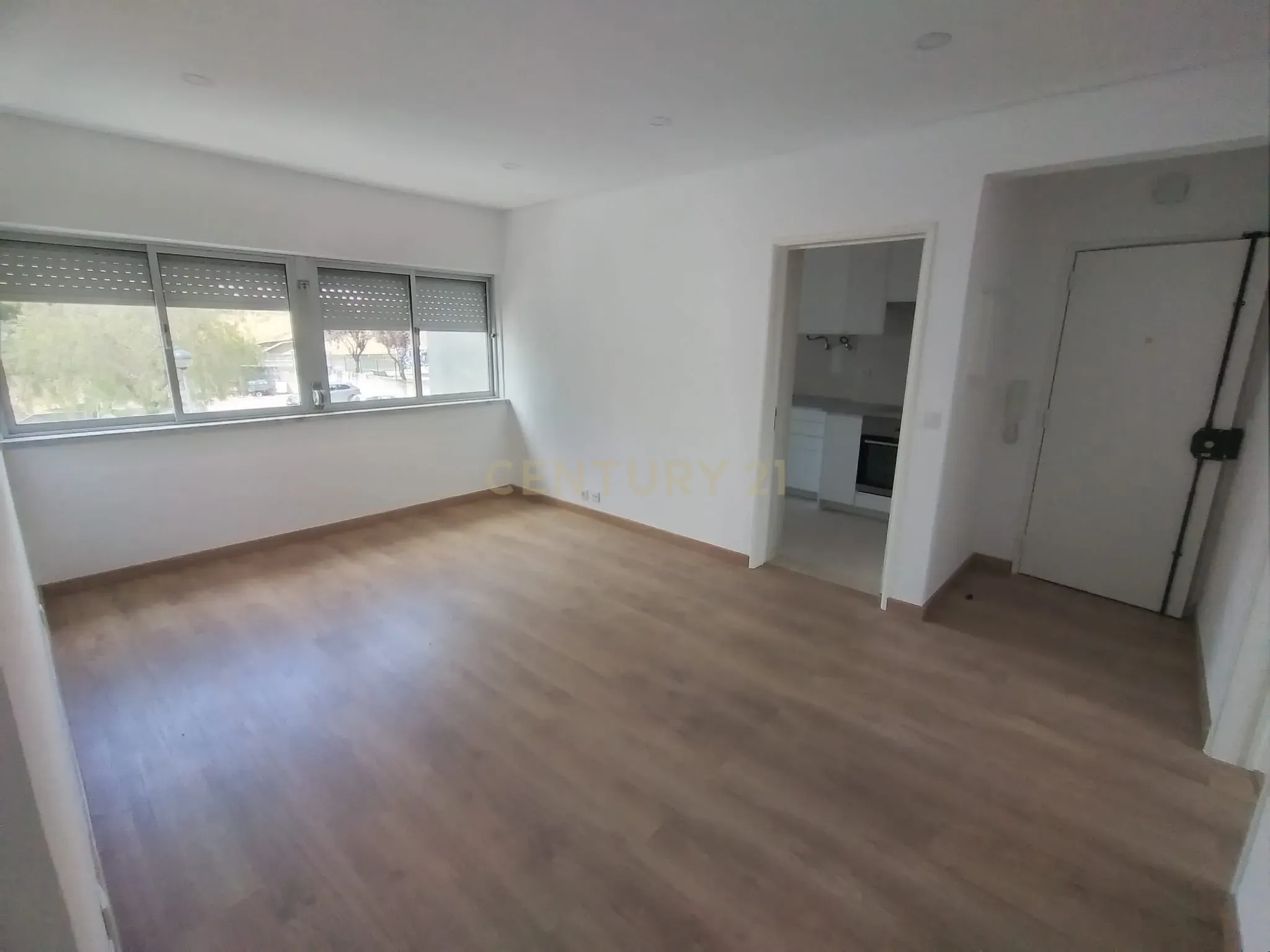 Fotografia 4 de T2 Totalmente Renovado | Santa Iria da Azóia | 265.000 €