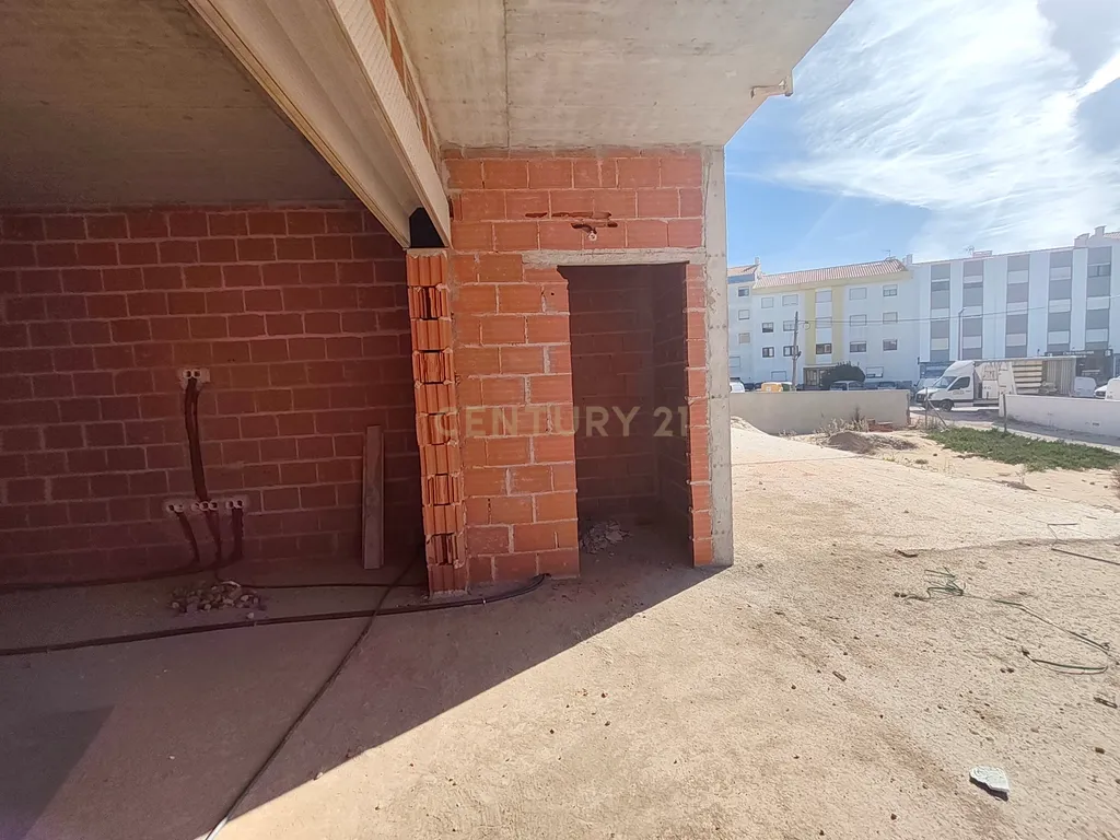 Apartamento Novo, de Luxo, na praia de Santa Cruz em Torres Vedras, Lisboa - 2 Quartos - Image 18