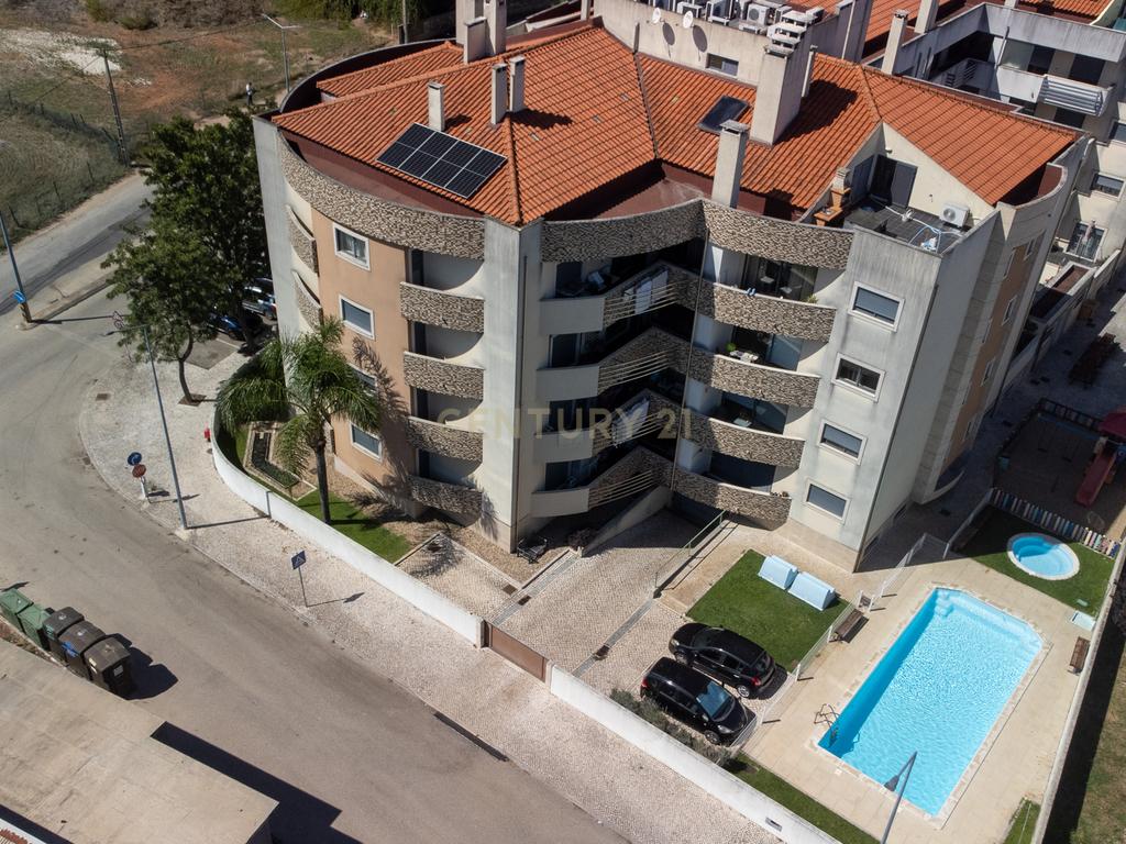 Moderno Apartamento T3 Condomínio Fechado, em Nossa Senhora de Fátima, Entroncamento - Image 121