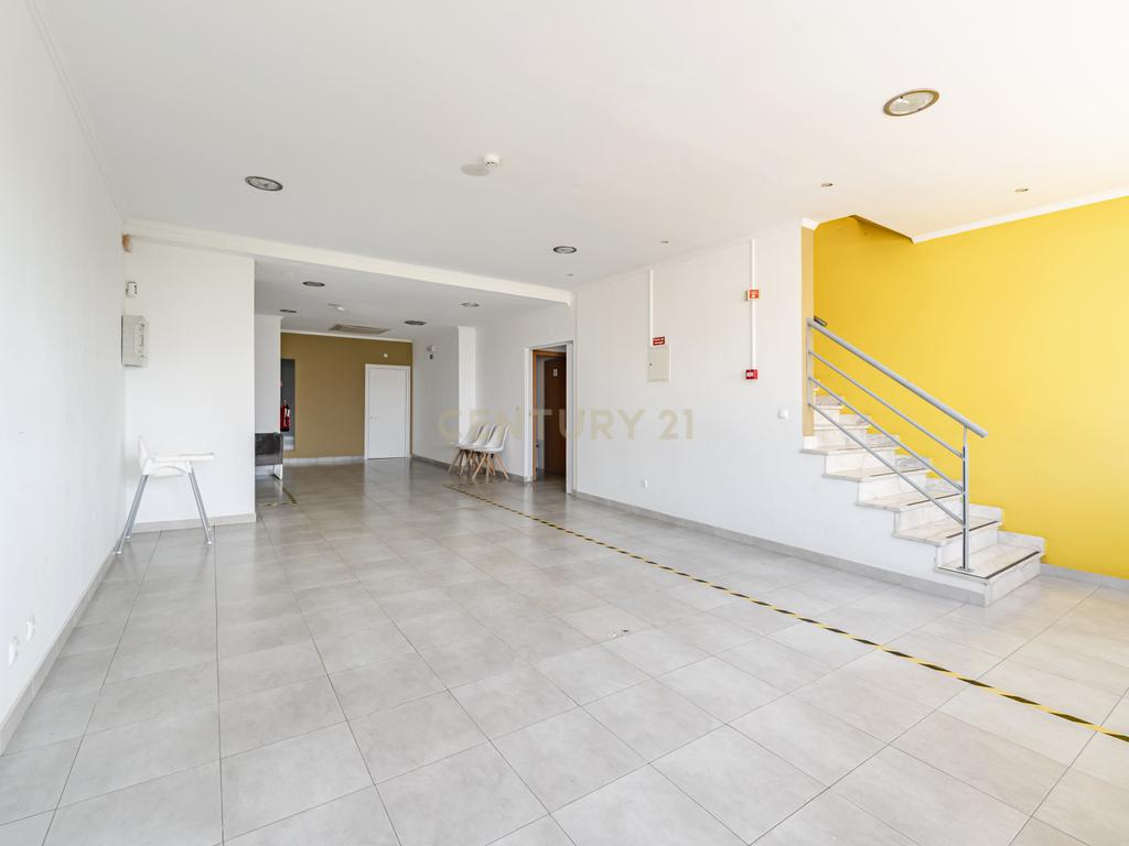 Negócio em Funcionamento | Creperia Equipada | Seixal - Image 22