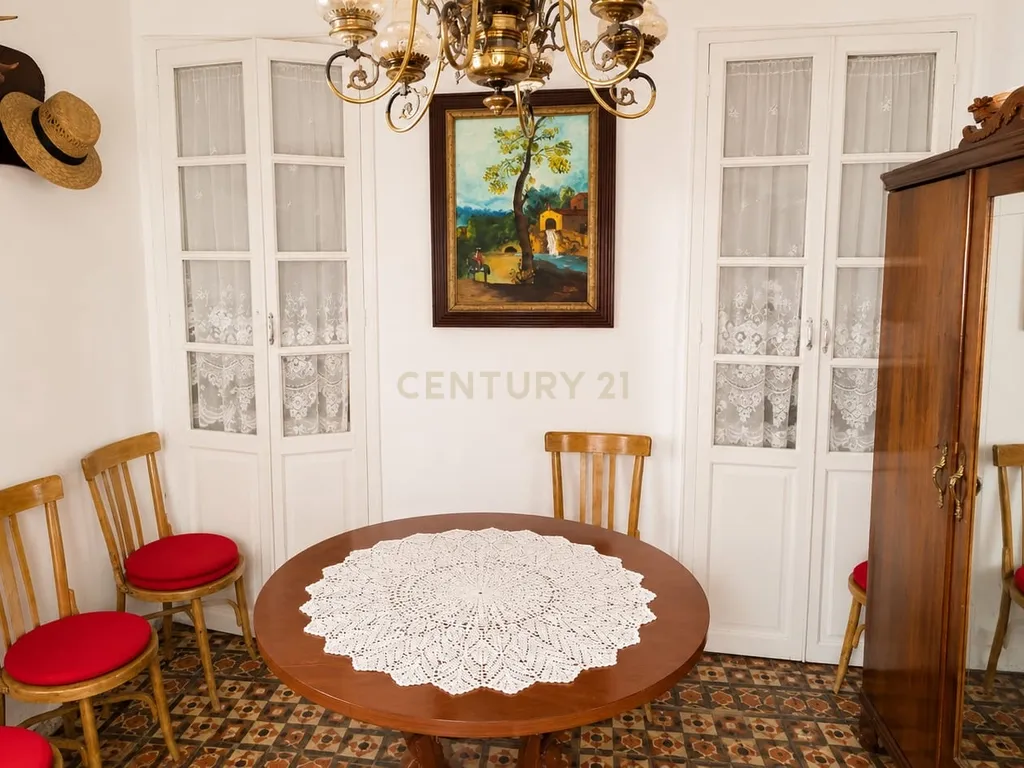 ✨ Casa senhorial com pátio, terraço e grande armazém no centro de Granja de Torrehermosa 🏡 - Image 11