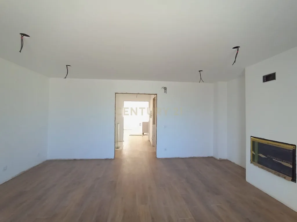 Moradia Geminada T3 em Construção na Quintinha - Sesimbra - Image 21