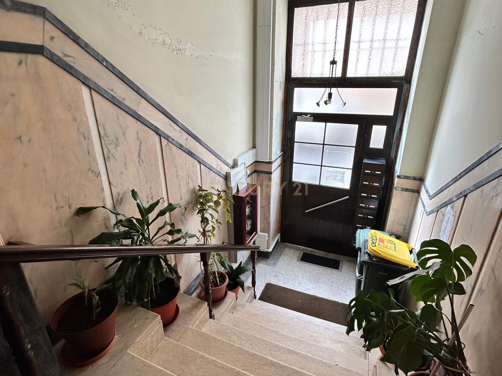 Apartamento T3+1  - Praça do Areeiro - Lisboa - Image 11
