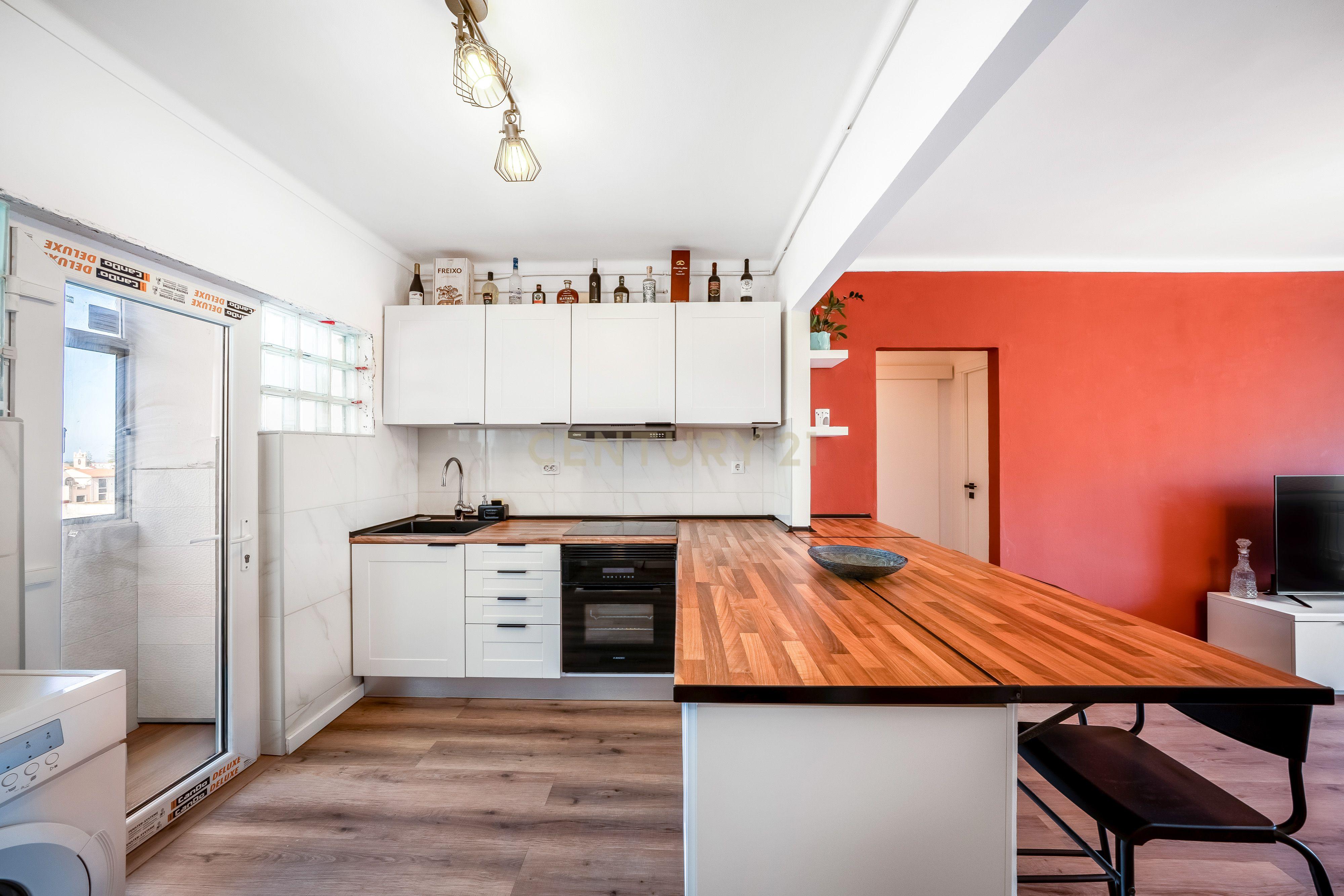T2 Renovado no Centro de Loulé | Excelente Localização