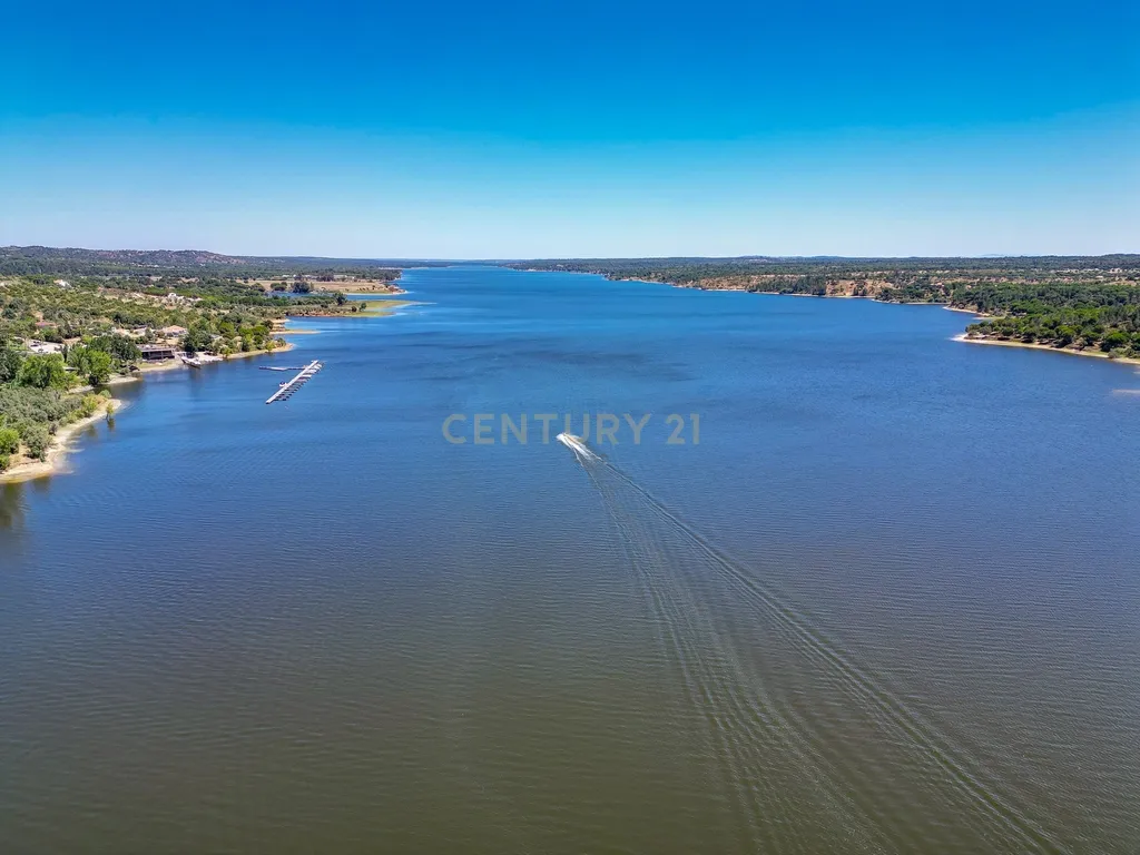 Moradia T8 de 288 m² no Centro de Montargil – Junto à Barragem - Image 48