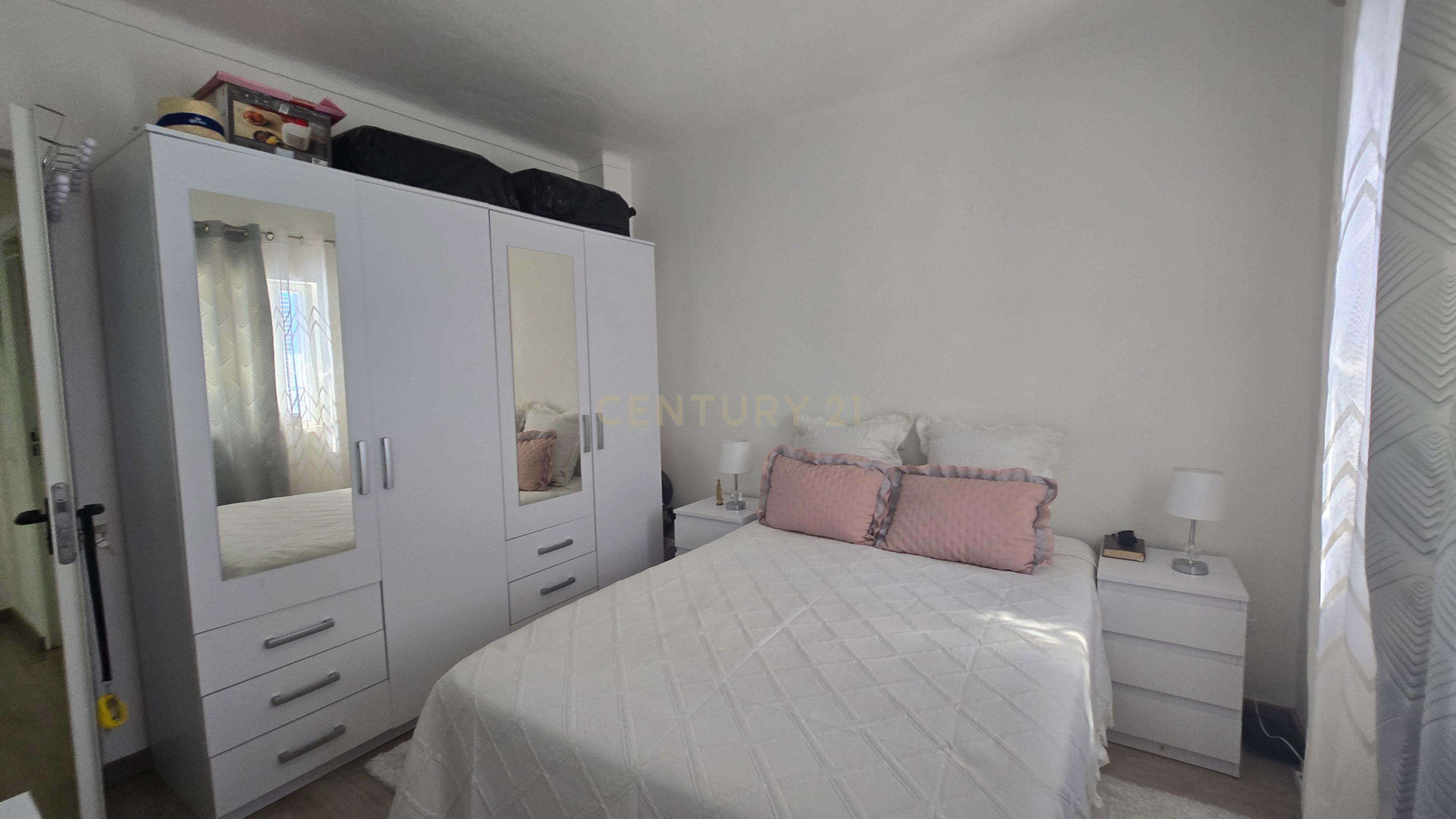 Fotografia 10 de Apartamento Renovado em Portimão, Faro - 2 Quartos com Varanda