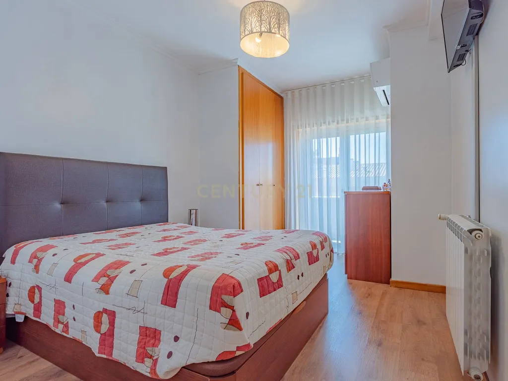 Apartamento T2 com terraço panorâmico – Rio Tinto - Image 22