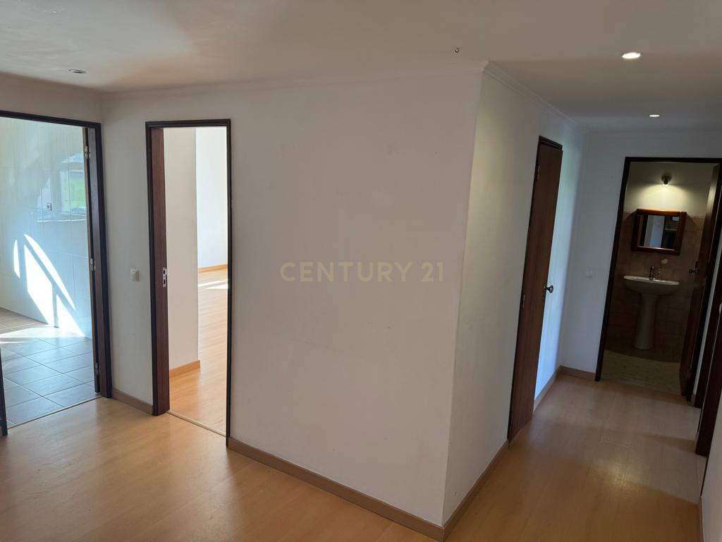 Apartamento T4 em Santarém para venda - Image 7