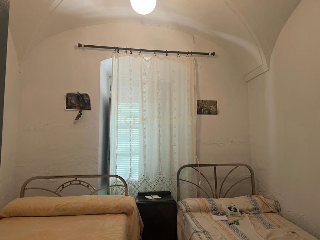 Oportunidade Única: Casa para Recuperar em Cáceres, 65.000€ - Image 12