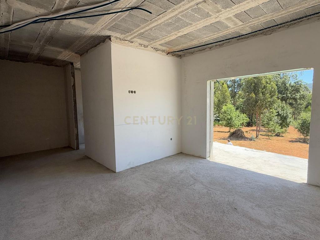 Moradia Geminada Chave na Mão – Fase Final de Construção! - Image 24