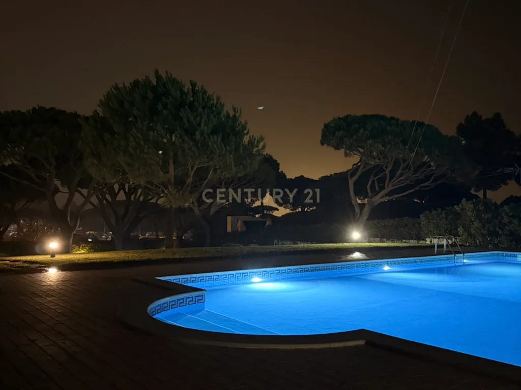 Moradia na Praia da Falésia em condomínio privado com piscina, e grande jardim. - Image 61