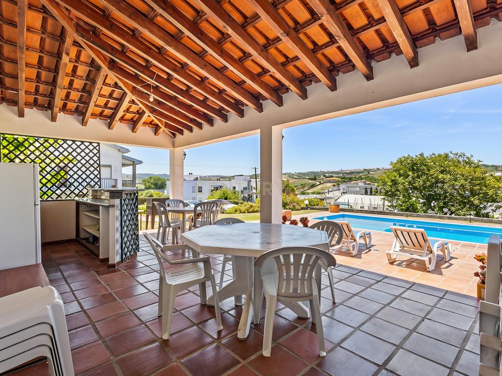 Moradia T5 com Piscina em Lourinhã - Image 39
