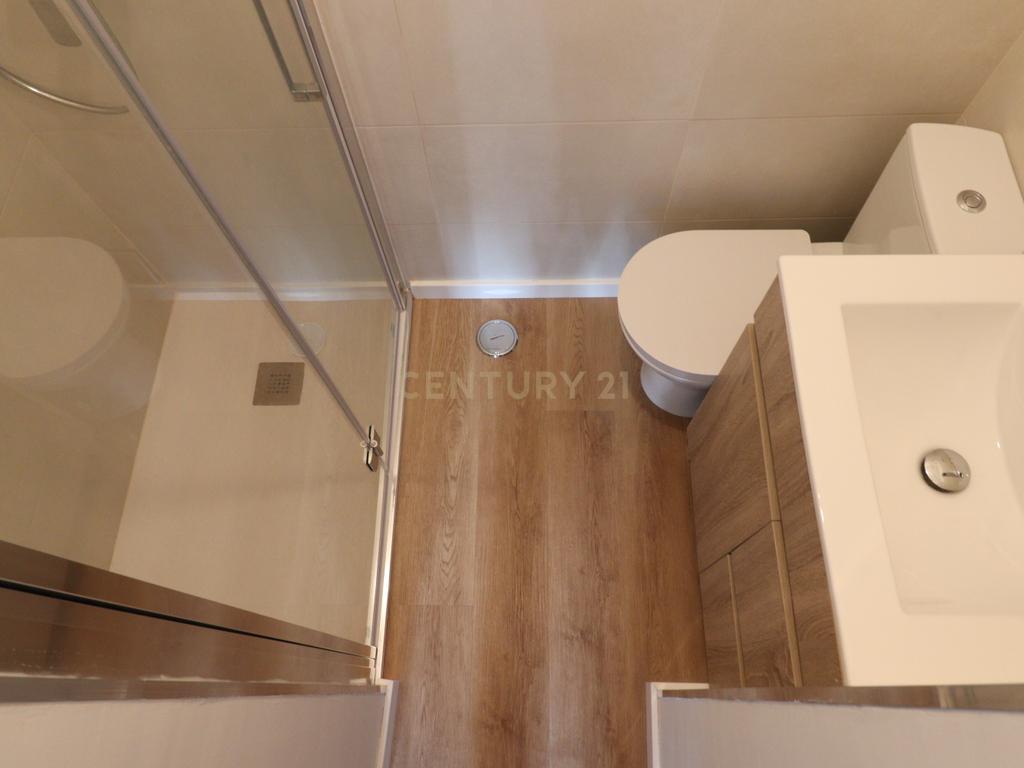 Apartamento T3 Remodelado na Avenida do Cristo Rei - ALMADA - Image 26