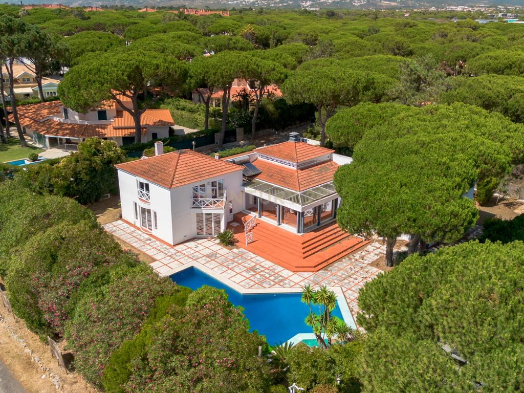 Moradia T6 na Quinta da Marinha, Projeto Infinite House - Image 1