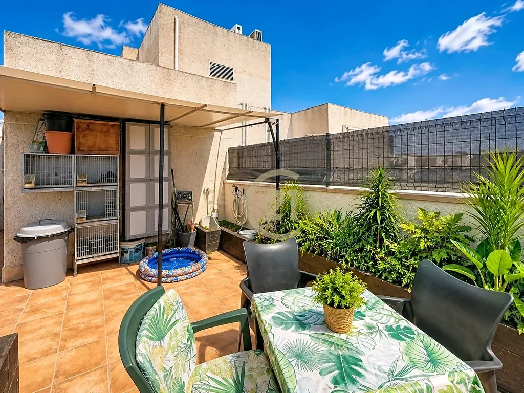 Cobertura de 5 Quartos com Terraço e Churrasqueira: Ideal para Família Numerosa ou Segregação em 2 Habitações! - Image 58