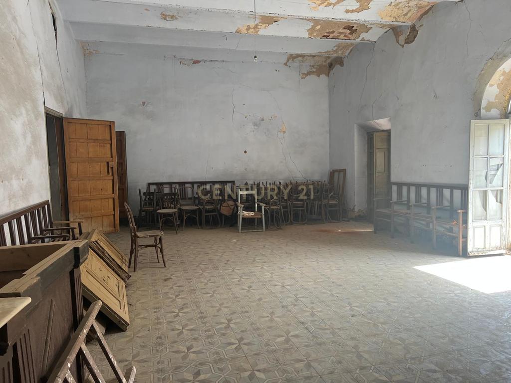 Oportunidade Única: Casa para Recuperar em Cáceres, 65.000€ - Image 7