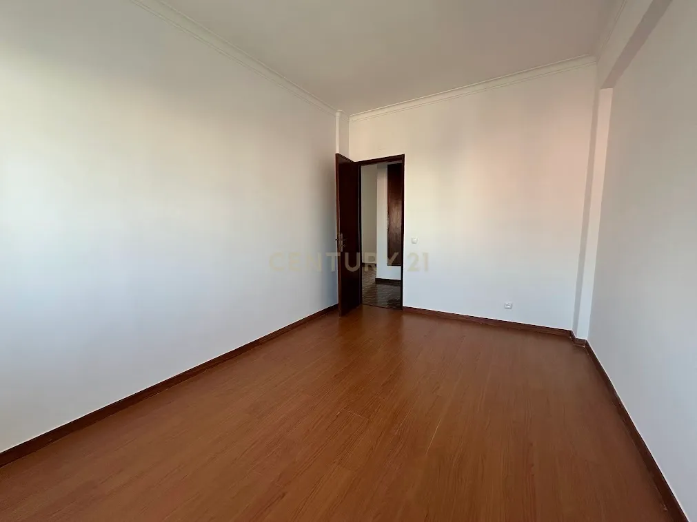 Arrendamento T3 Mercês - Rio de Mouro - Sintra - Image 13