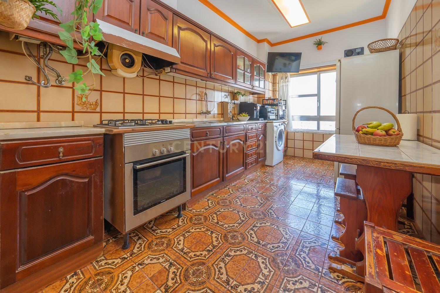 Fotografia 3 de Apartamento T3 Póvoa de Santa Iria com elevador, boa localização