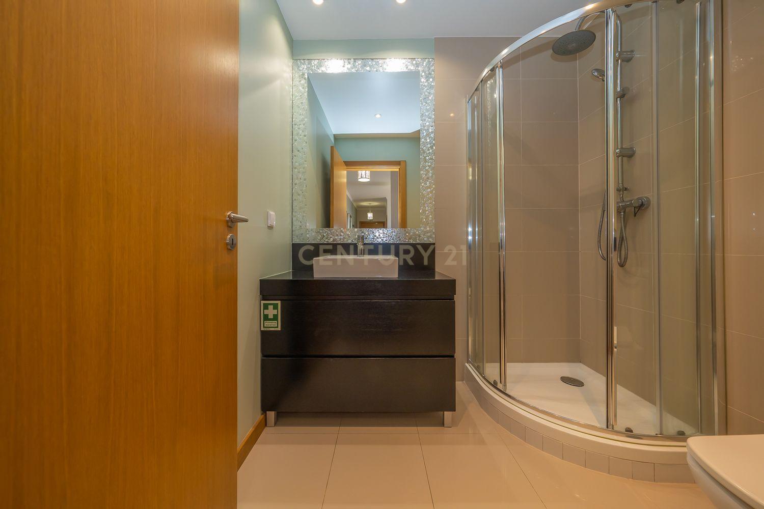 Apartamento T2 à venda em Funchal (Sé), Funchal — foto 32