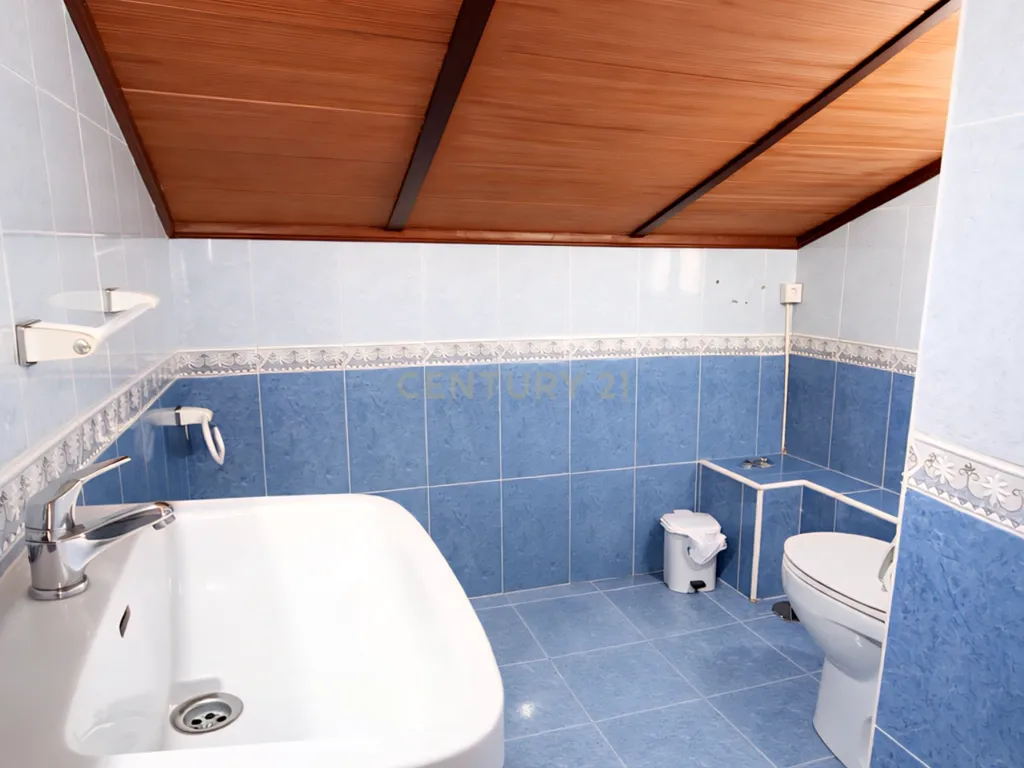 Quinta com vistas panorâmicas em Ronda, piscina privada, olival em produção e casa andaluza · Ideal para investimento em turismo rural - Image 18