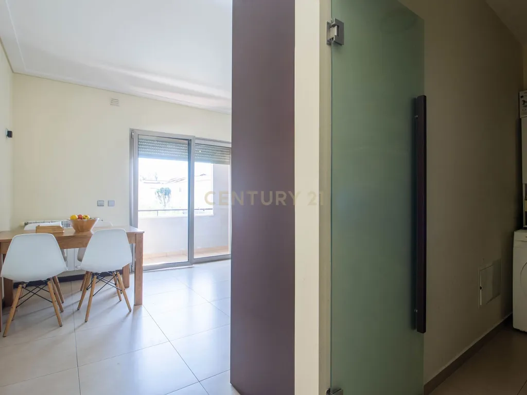 T3 com Terraço de 63 m² e Garagem de 70 m² | Comeira, Marinha Grande - Image 11