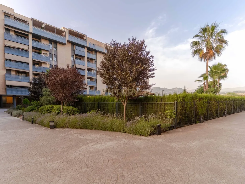 Apartamento T2 com Terraço em Granada, Andalucía - Image 47