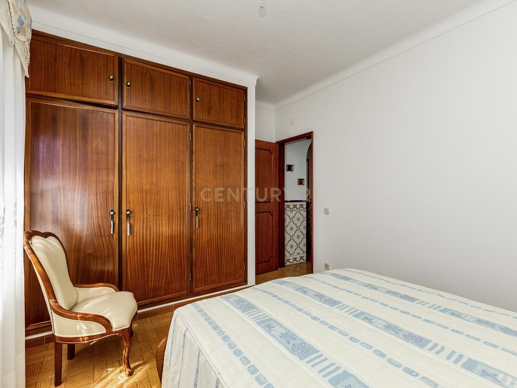 Moradia T8 de 288 m² no Centro de Montargil – Junto à Barragem - Image 14