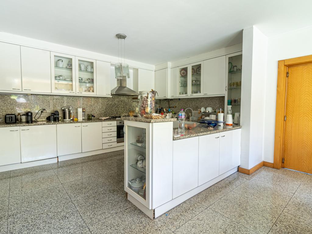 Moradia Isolada em Condomínio Privado, em Amares - Image 2