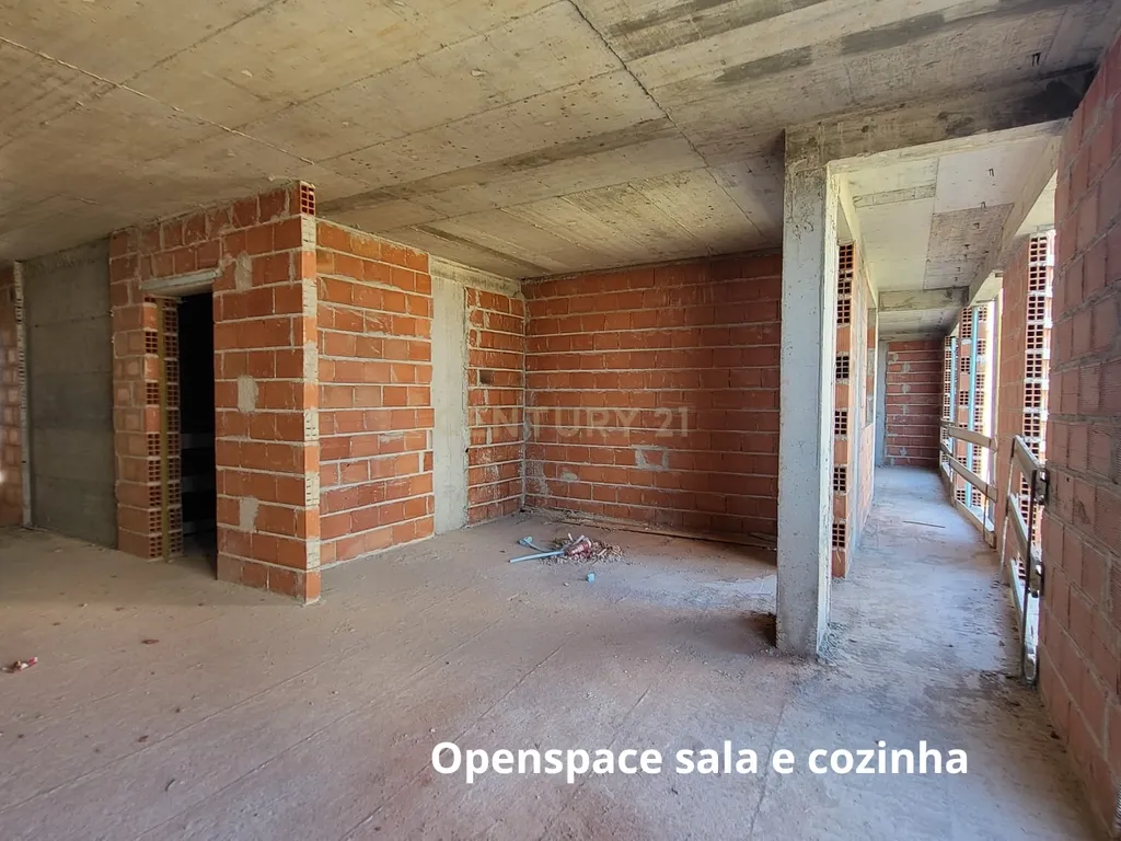 APARTAMENTO T2 COM TERRAÇO | SANTA MARTA DO PINHAL | CORROIOS - Image 6