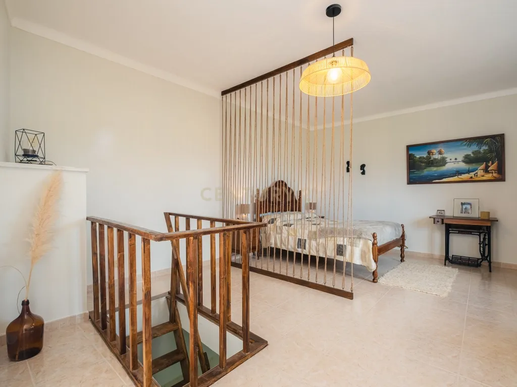 Moradia Renovada em Serpins, Lousã com 3 Casas de Banho - Image 26