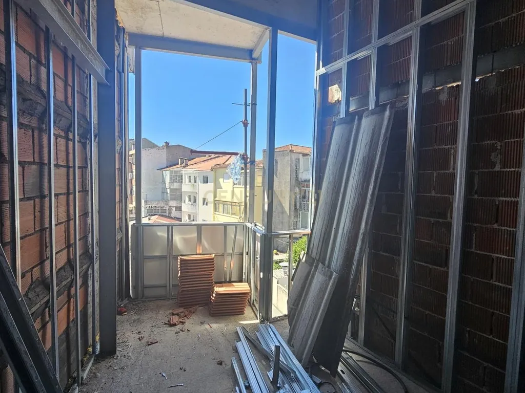 Fantástico T0+1 Duplex na Rua do Bonjardim – Porto - Image 7